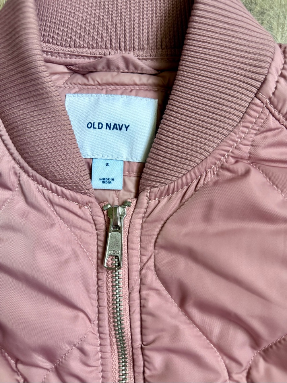 |82001| Old Navy Pink Quilted Lightweight Bomber Jacket | Size Small - Picture 7 of 7